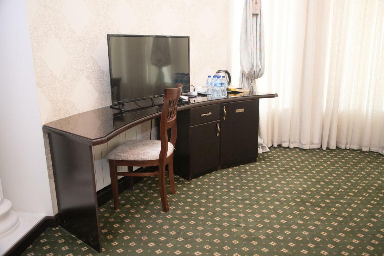Gloria Hotel Tashkent Bagian luar foto