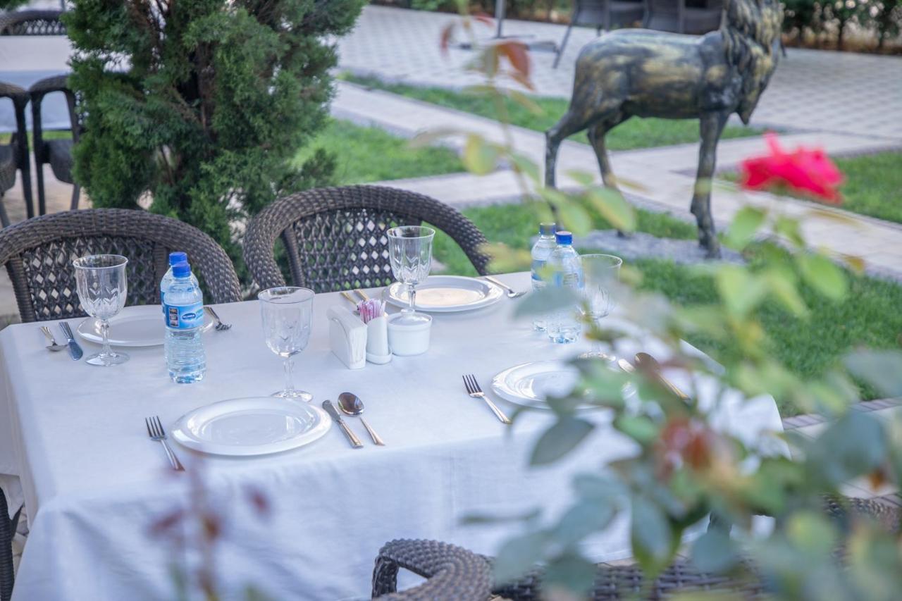 Gloria Hotel Tashkent Bagian luar foto